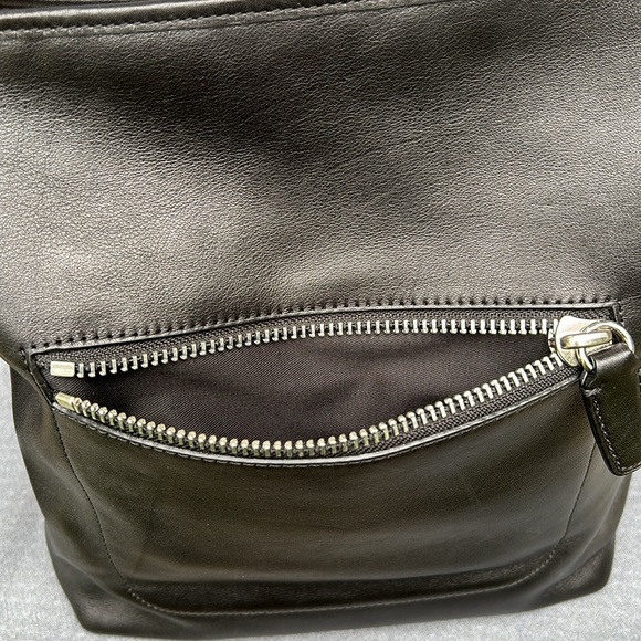 Coach Legacy Shoulder Bag 19889 - Picture 5 of 13